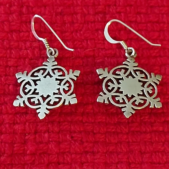Filigree Silvertone Snowflake Earrings - Picture 7 of 7